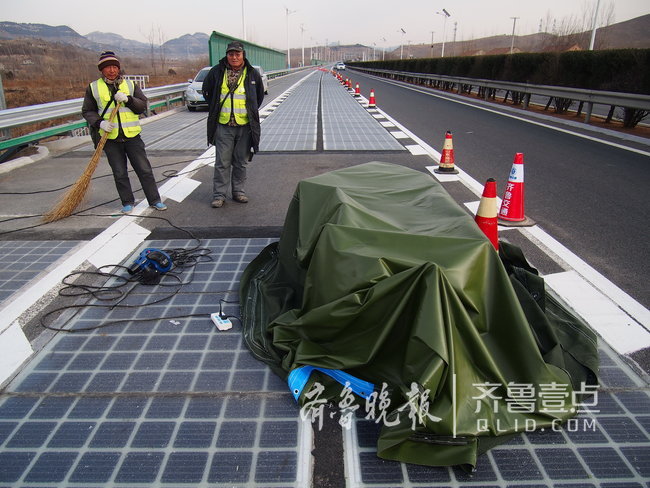 濟(jì)南全球首條光伏高路公路遭損壞 系專業(yè)團(tuán)隊(duì)偷技術(shù)？